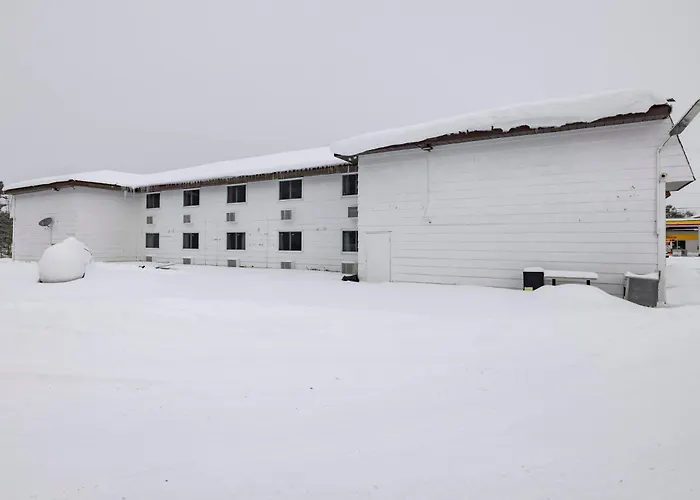 Lakeside Inn