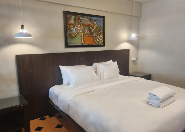 New Breakers Hotel Rawai