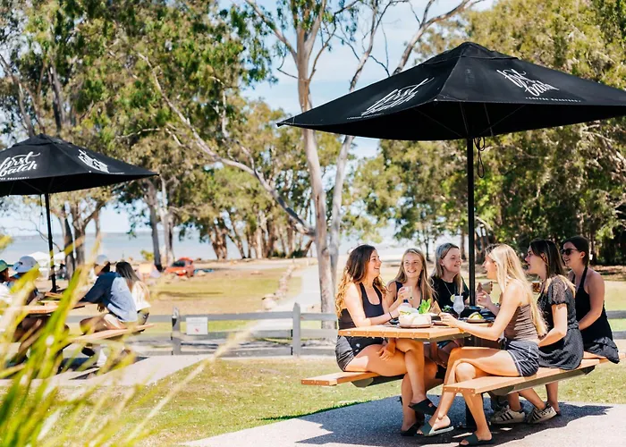 Kangarooms Noosa Everglades