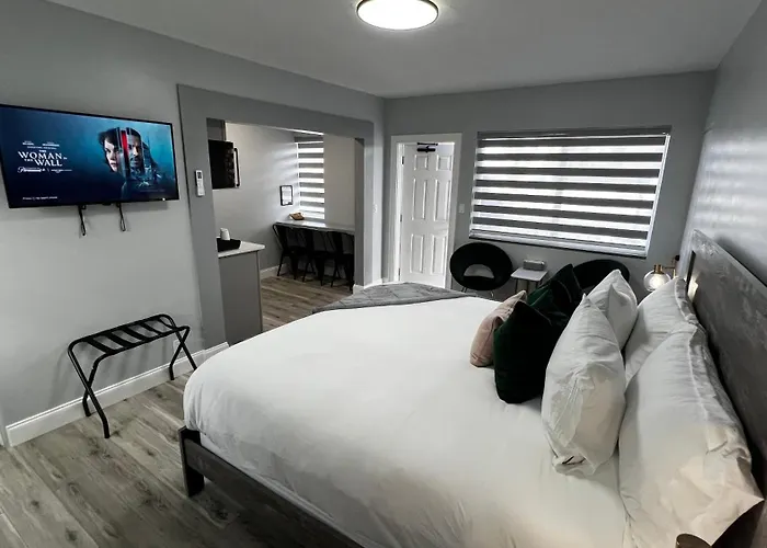 Oceano Suites Daytona Beach