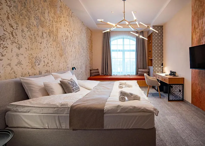 Bordur Wellness Hotel Superior Es Szonyegmuzeum