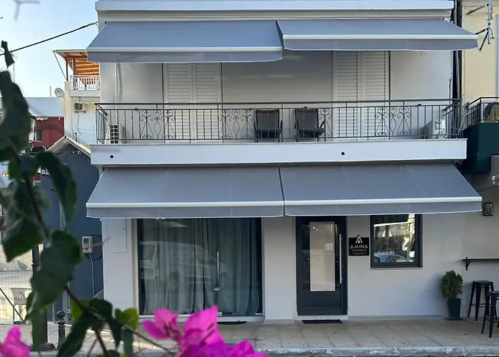 Amina Apartments