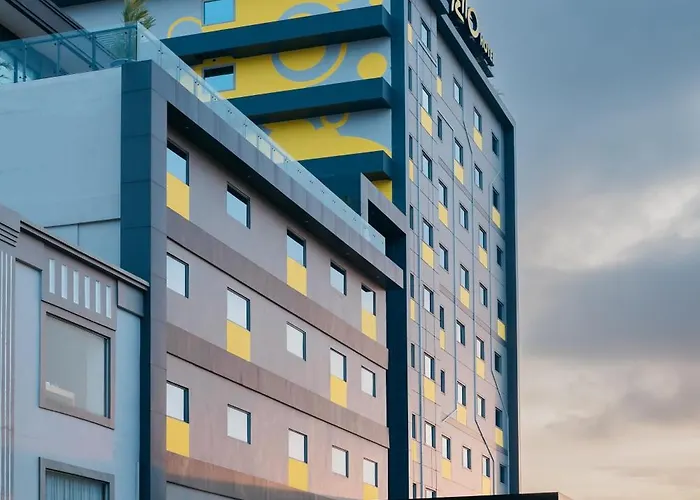 Yello Hotel Harbour Bay