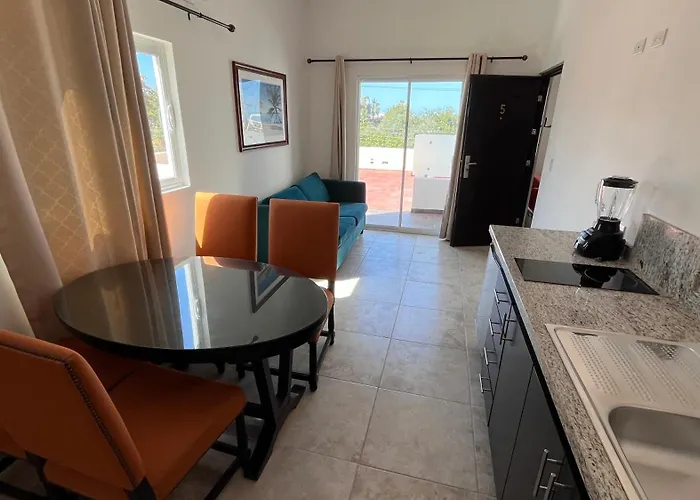 Suites Casa Blanca