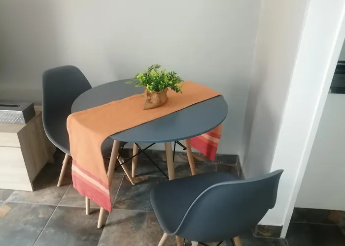 24 Onvrey Guest House