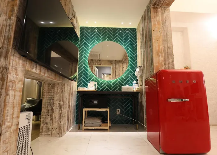 February Hotel Seongseo