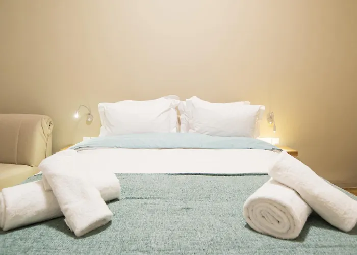 V Hotel Delphi