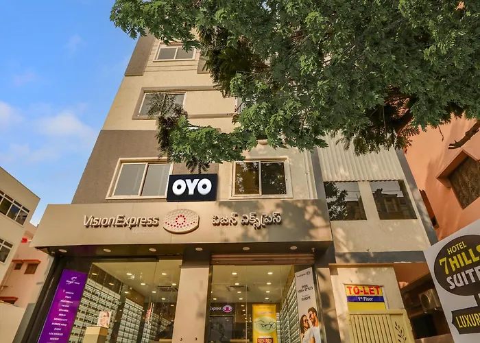 Super Collection O Hills Suites