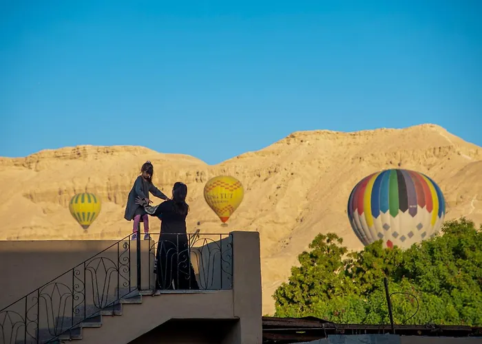 New Memnon Hotel