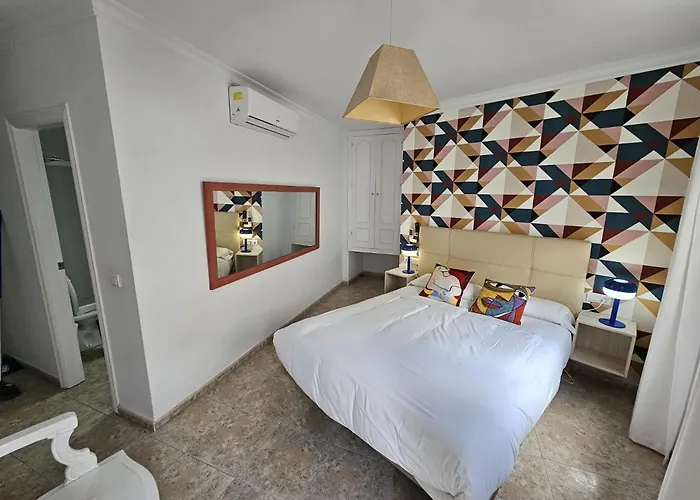 Hostal Boutique Luna De Nerja Olive Oil Free Degustation & Sale