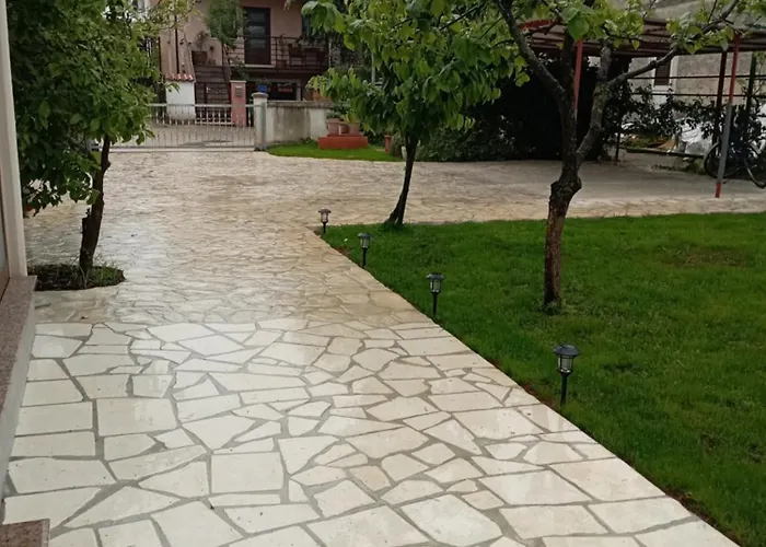 Apartments Grahovac