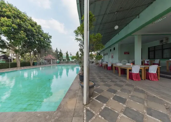 Hotel Ayong Linggarjati Kuningan Mitra Reddoorz