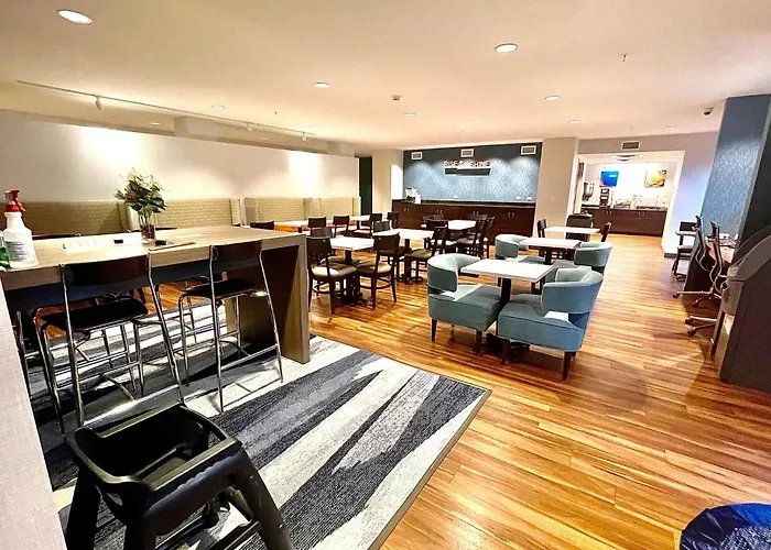 Mainstay Suites St Louis Airport