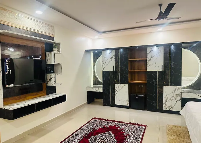 Yatri Nivas Sagara