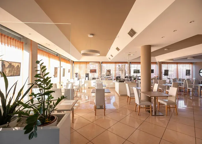 Noventa Hotel