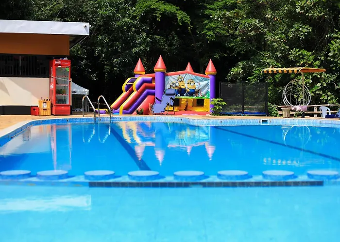 Hidden Treasure Lodge Chuka