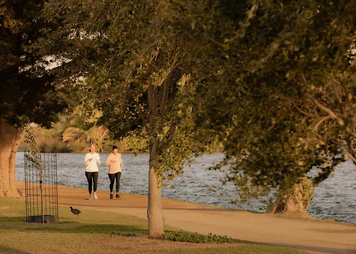 Mac Middle Park By Melbourne Apartment Collection