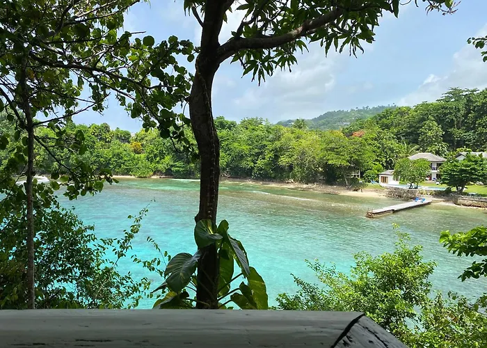Frenchman'S Cove Resort