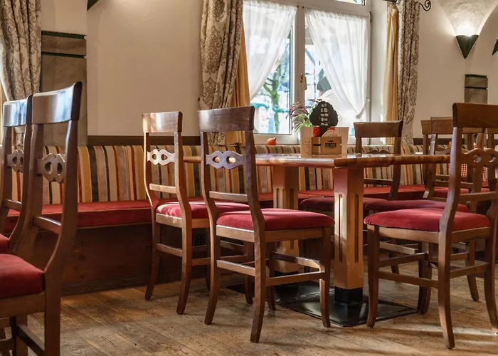 Hotel Restaurant Lebzelter