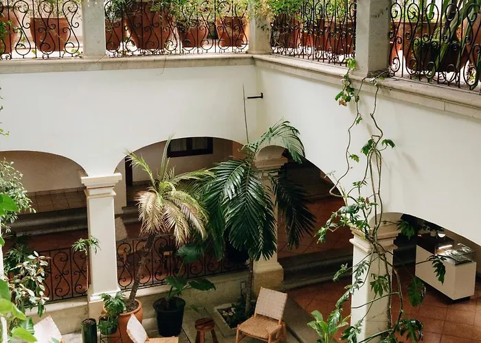 Los Pilares Hotel