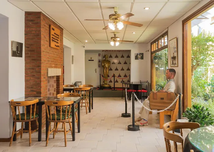 Hotel De Cine Las Golondrinas