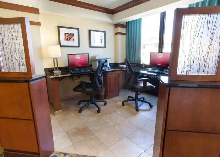 Drury Inn & Suites Birmingham Lakeshore Drive