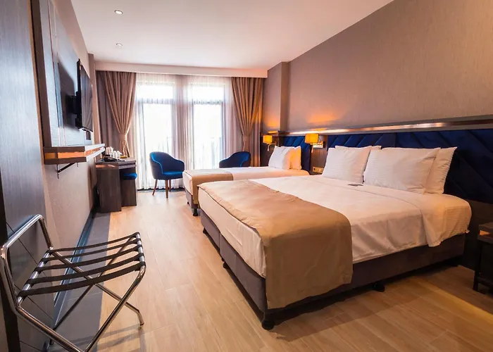 Westdoor Hotel