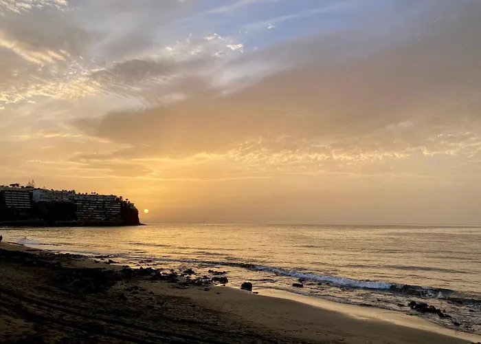 Sobre El Mar Con Vistas A Las Dunas De Maspalomas