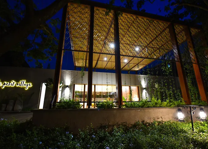 Le Petit Village Boutique Hotel & Spa