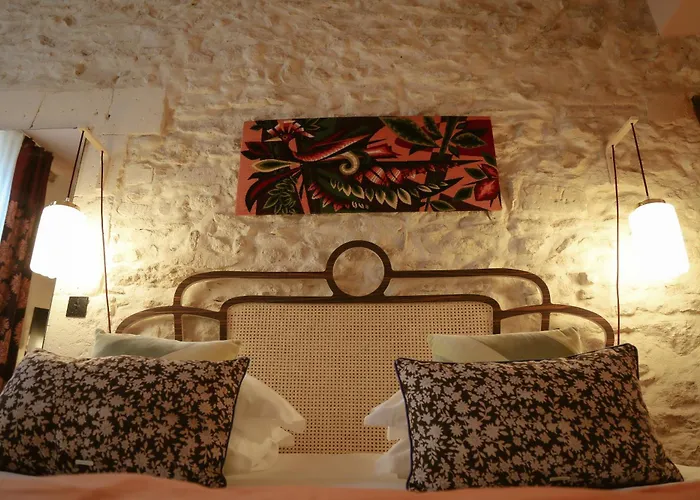 Le Petit Hotel