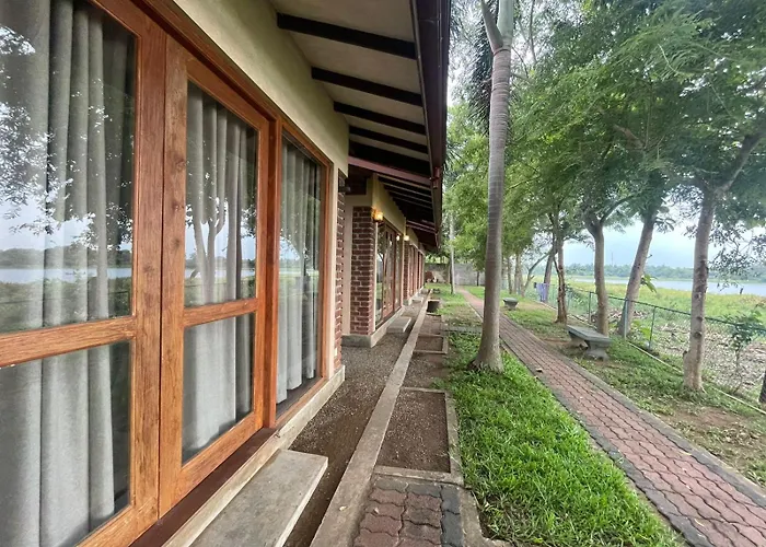 Hotel Lake Park