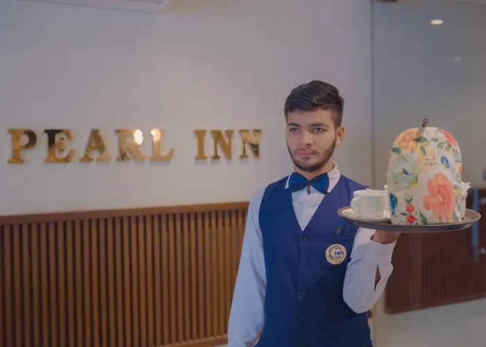 Hotel Pearl Inn