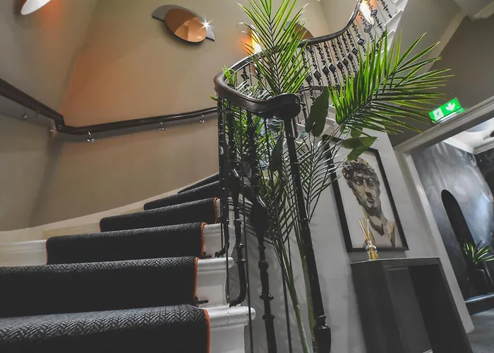 The Rutland Hotel & Apartments