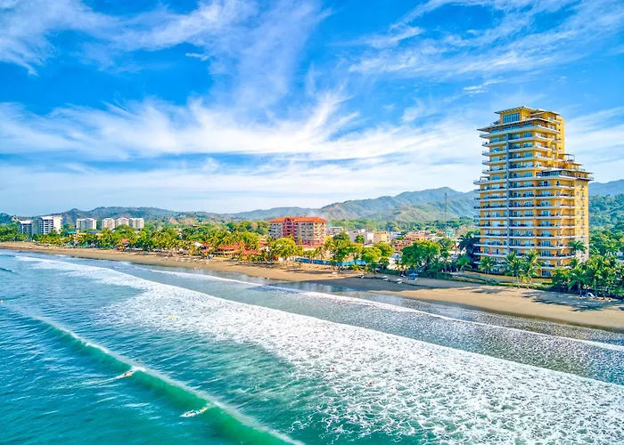 Secretjaco - Luxury Beach Front Penthouse With Pool & Jacuzzi