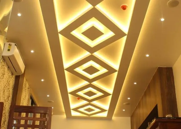 Hotel Idhaya
