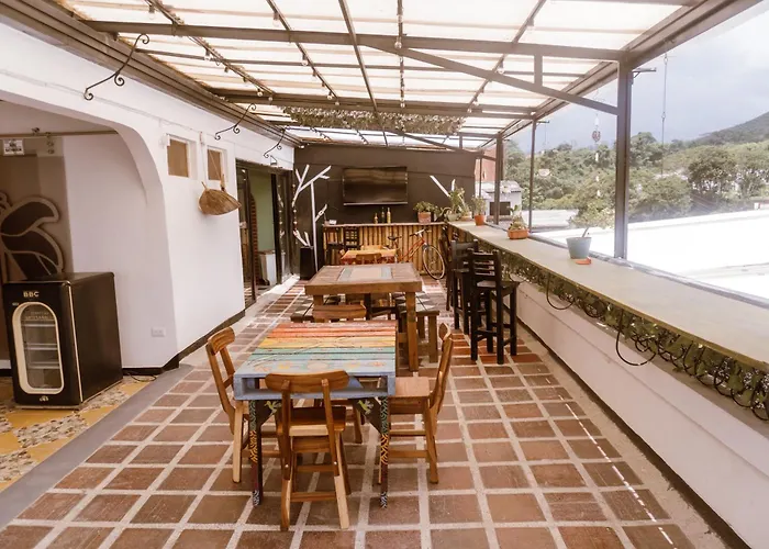 Tuki Hostel & Lounge