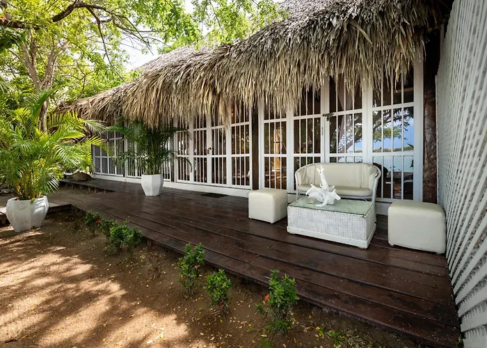 Hotel Coralina Island