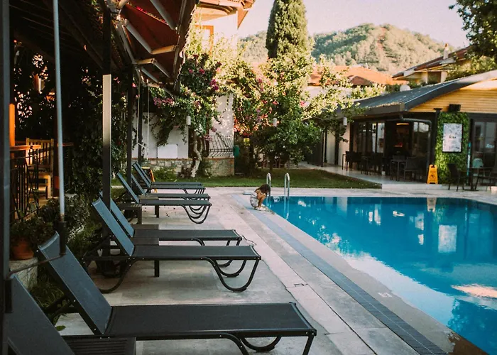 Vira Suites Hotel