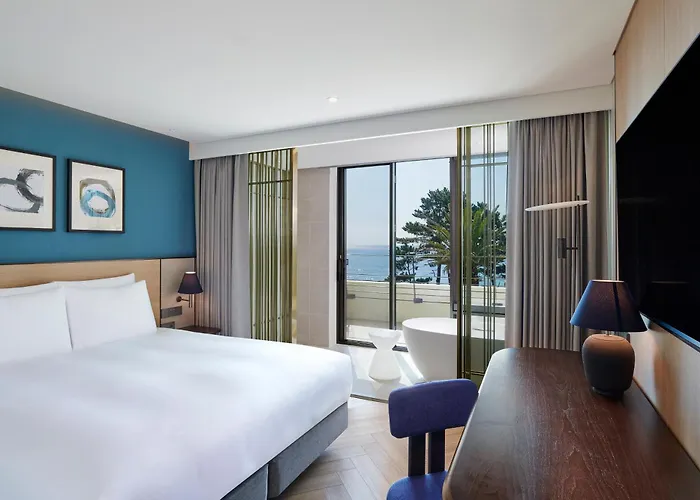 Parnas Hotel Jeju