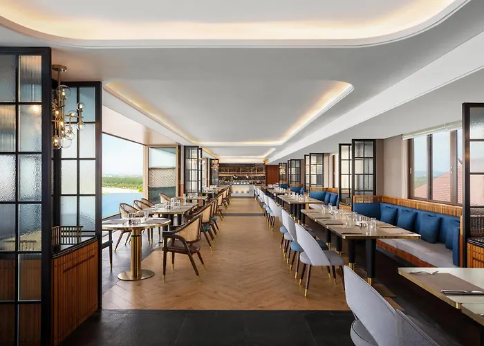 Sheraton Maoming Romantic Beach Resort