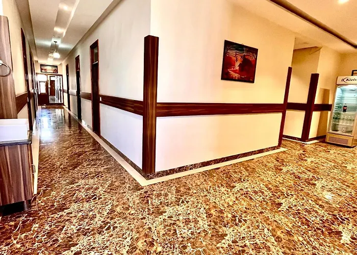 Hotel Woodcrest Zirakpur Chandigarh- Best Family Hotel - Luxurious Rooms - Unit Of Sidham Group