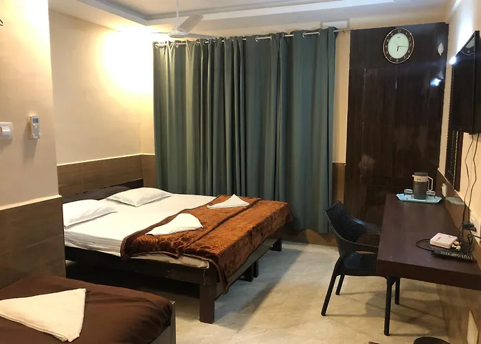 Hotel Sugam Karaikudi