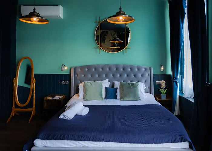 The Clarendon Hotel