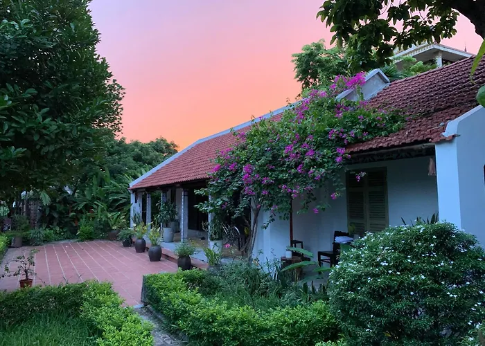 Tam Coc Thoms House
