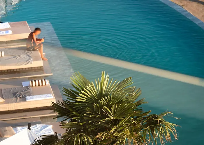 Nobus Hotel & Spa