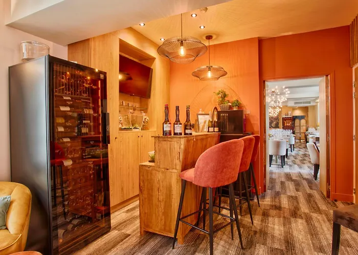 Le Castel Cabourg Hotel & Spa- Restaurant La Calypso
