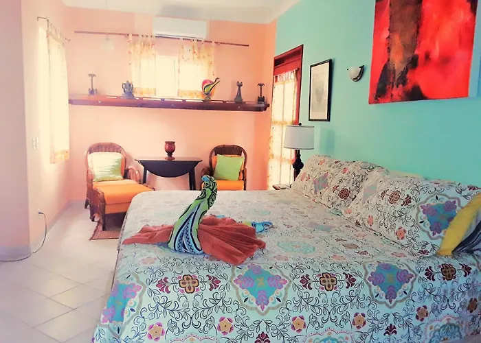 Casa Gatos Suites