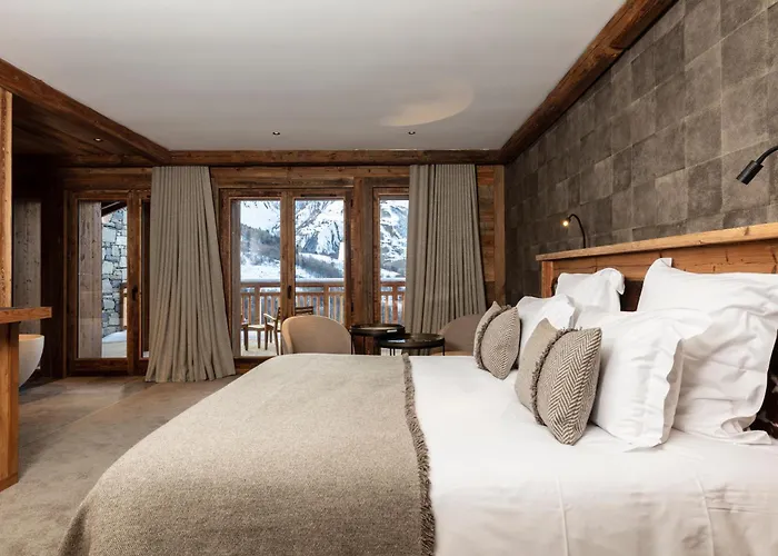 M Lodge & Spa