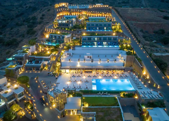 Royal Marmin Bay Boutique & Art Hotel (Adults Only)