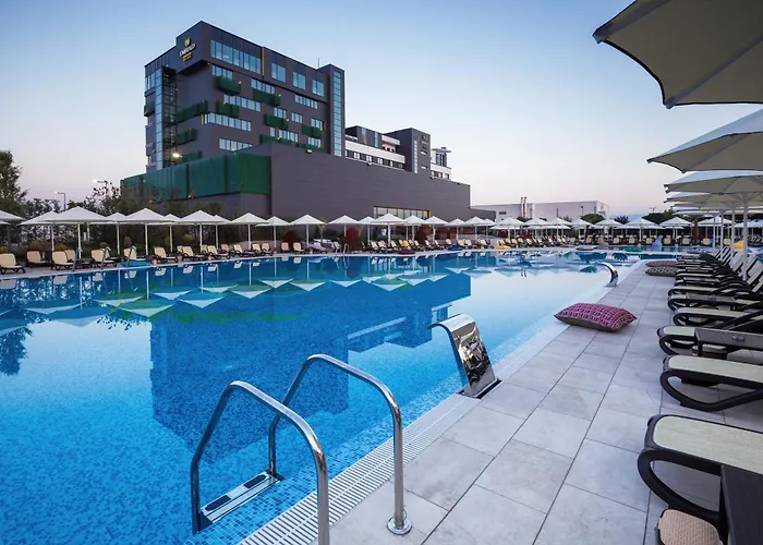 Emerald Hotel